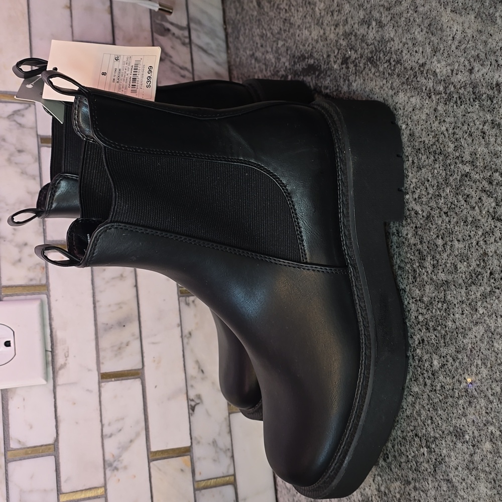 A New Day Black Boots "Demi"